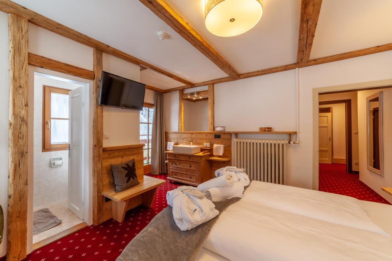 Hotel Berger Superior 리바 디 투레스 외부 사진